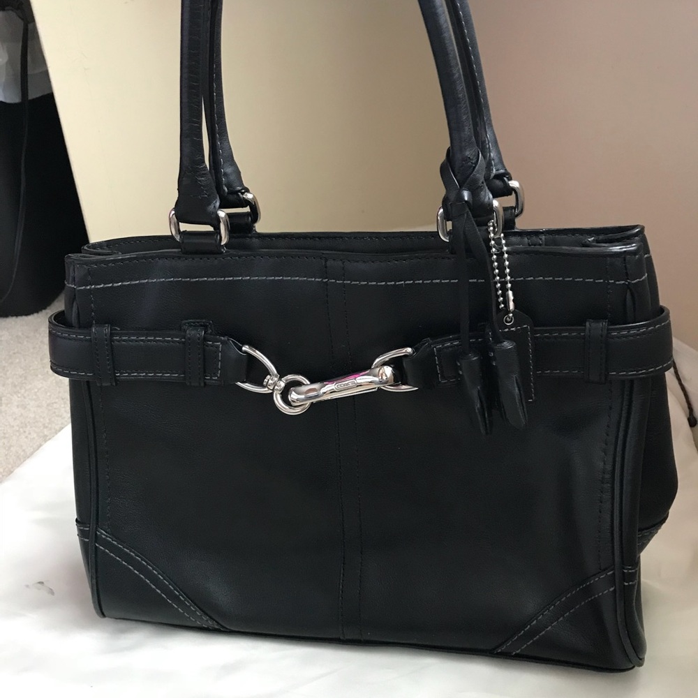 COACH Hampton Black leather Tote bag - Picture 2 of 7